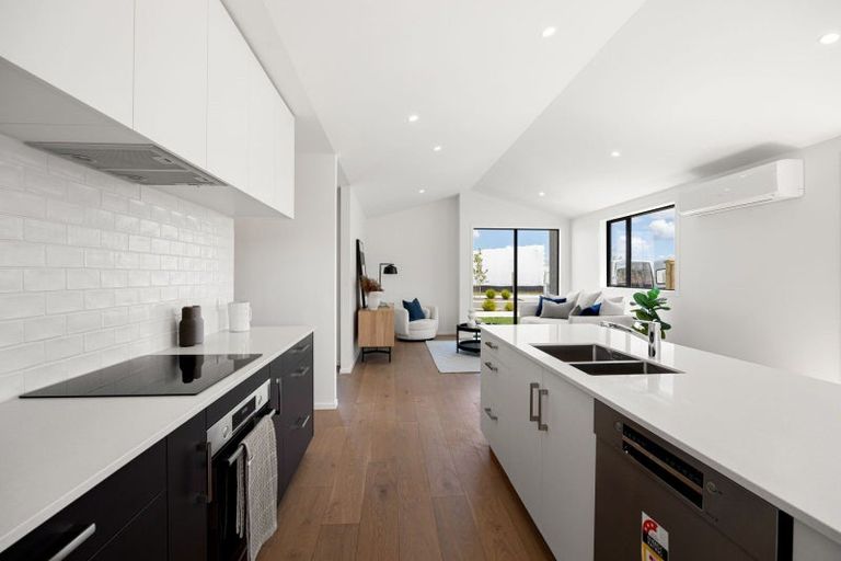 Photo of property in 36 Hugo Shaw Drive, Cambridge, 3434