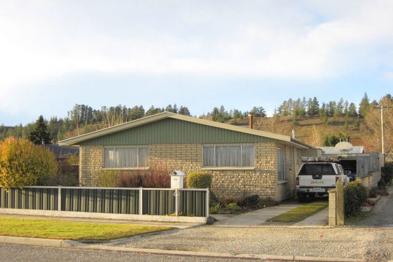 Photo of property in 61 Dunstan Road, Alexandra, 9320