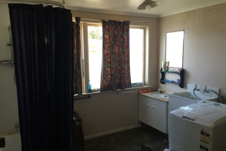 Photo of property in 138 Te Rangitautahanga Road, Turangi, 3334