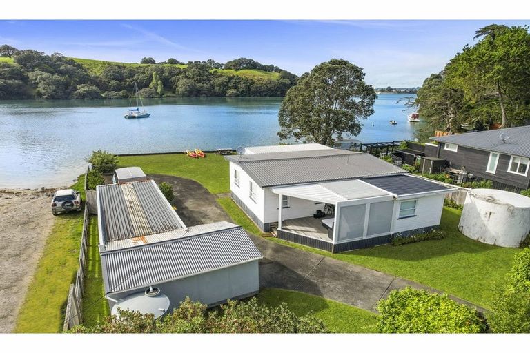 Photo of property in 397 Leigh Road, Whangateau, Warkworth, 0985