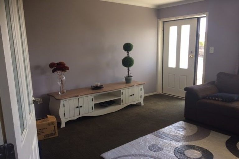 Photo of property in 4 Cicada Place, Hei Hei, Christchurch, 8042