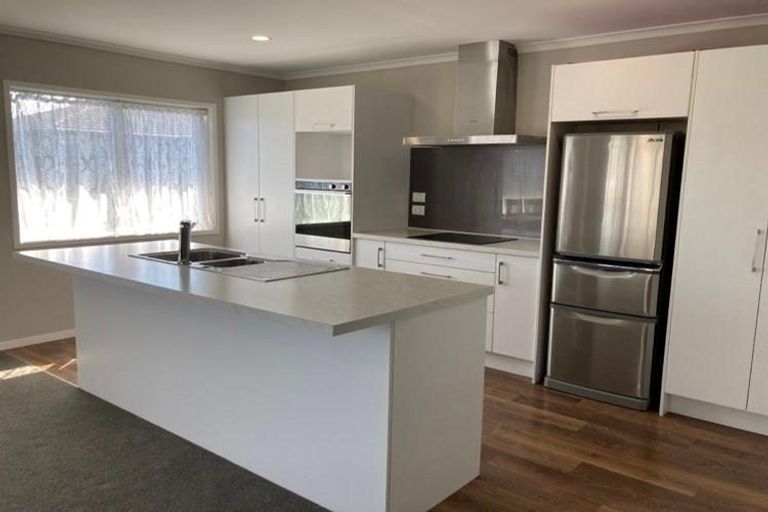 Photo of property in 14a Basley Road, Owhata, Rotorua, 3010