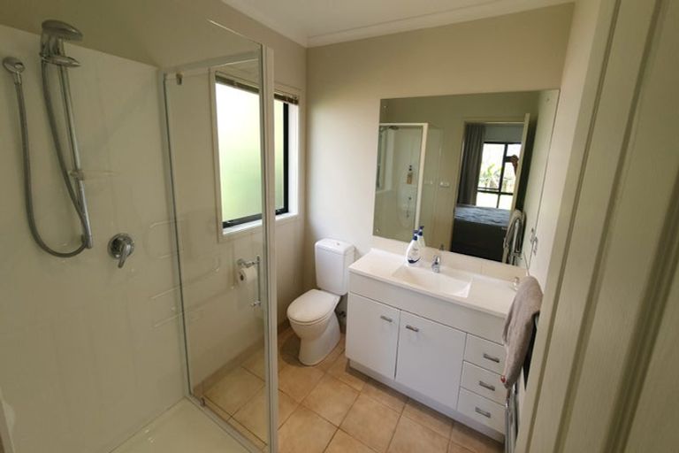 Photo of property in 12 Bloomfield Rise, Stanmore Bay, Whangaparaoa, 0932