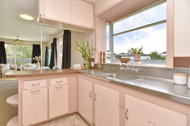 Photo of property in 19 Bourne Crescent, Papanui, Christchurch, 8053