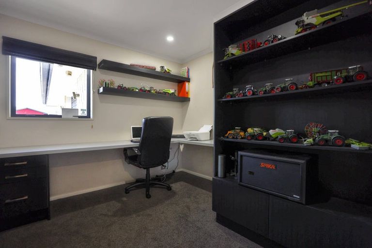 Photo of property in 22 Anne Street, Tinwald, Ashburton, 7700