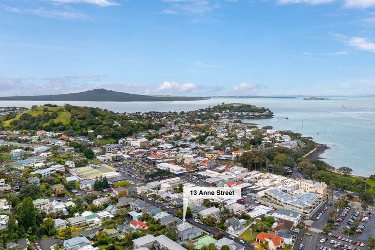 Photo of property in 13 Anne Street, Devonport, Auckland, 0624