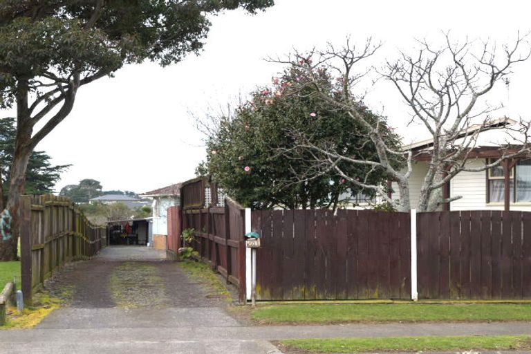 Photo of property in 40 Harania Avenue, Favona, Auckland, 2024