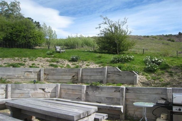 Photo of property in Rowan Cottage, 1674 Saint Bathans Loop Road, Saint Bathans, 9386