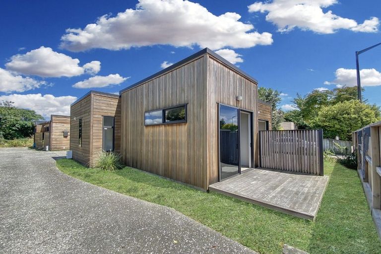 Photo of property in 1/22 Pascal Street, Palmerston North, 4410