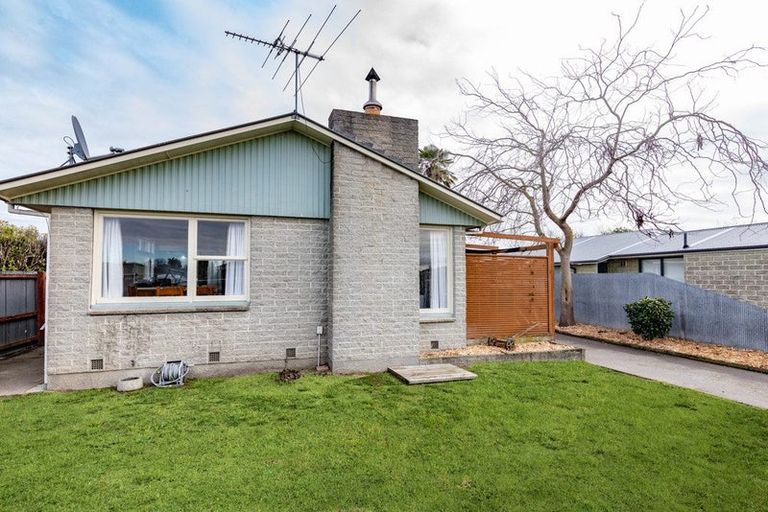 Photo of property in 21 Kinley Street, Rangiora, 7400