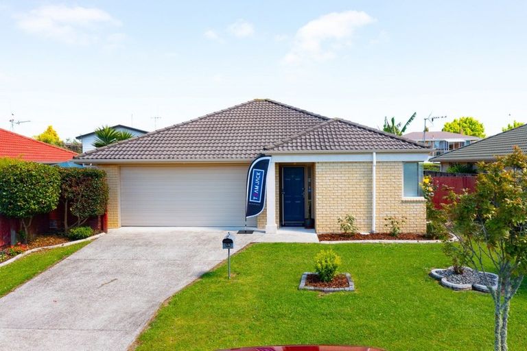 Photo of property in 15 Gardenia Close, Melville, Hamilton, 3206