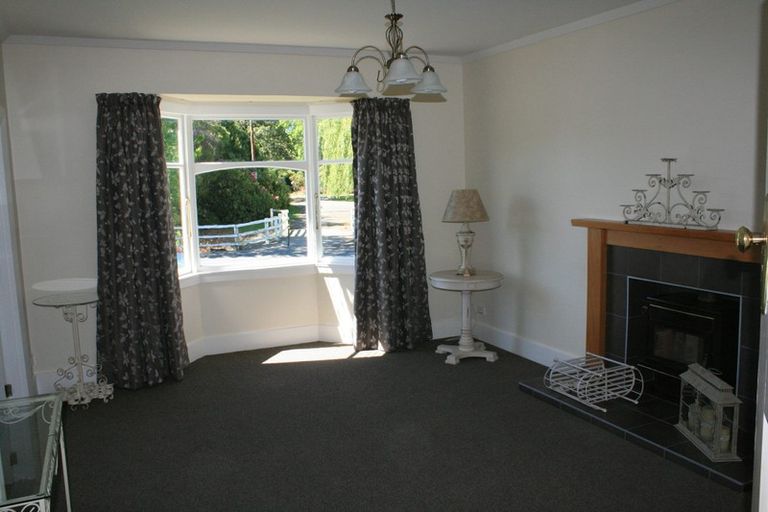 Photo of property in 17 Wright Street, Geraldine, 7930