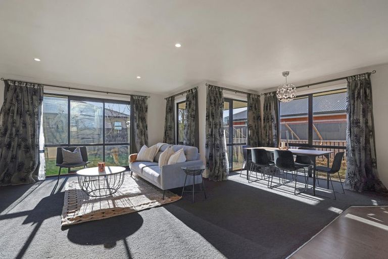 Photo of property in 158 Mcmurdo Street, Tinwald, Ashburton, 7700