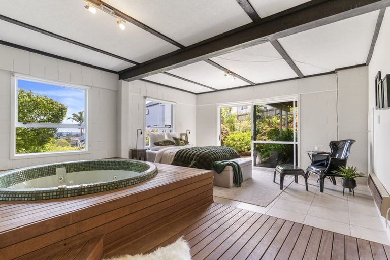 Photo of property in 10 Etherege Place, Howick, Auckland, 2014