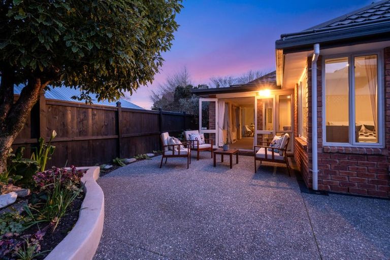 Photo of property in 4/135 Brookside Terrace, Bryndwr, Christchurch, 8053