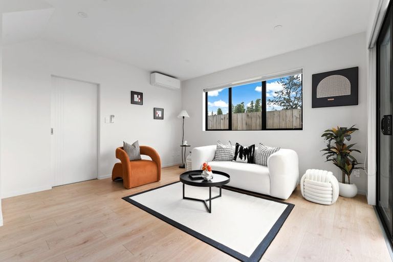 Photo of property in 22d Aorangi Place, Birkenhead, Auckland, 0626
