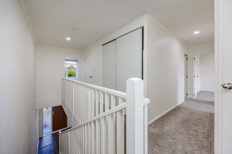 Photo of property in 24 Lime Crescent, Papakura, 2110