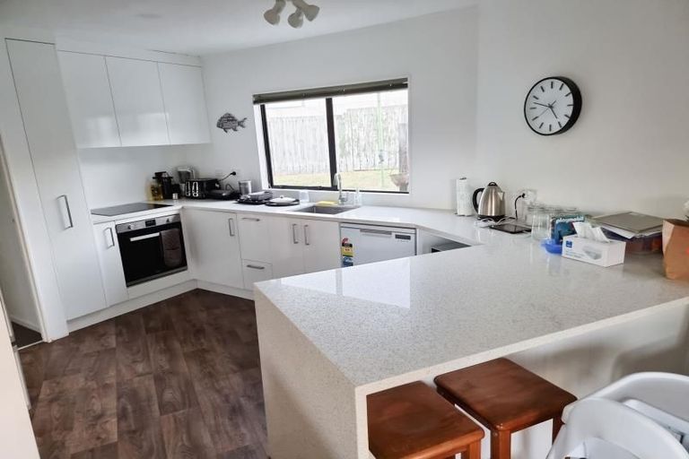 Photo of property in 26 Jean Place, Stanmore Bay, Whangaparaoa, 0932