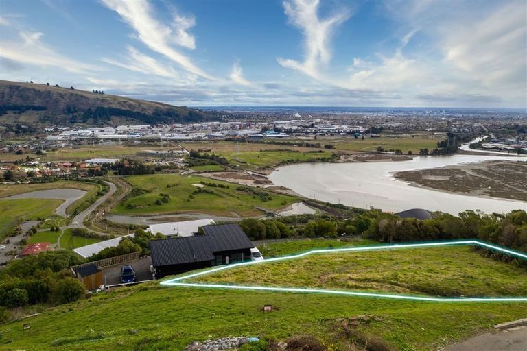 Photo of property in 134 Cannon Hill Crescent, Mount Pleasant, Christchurch, 8081