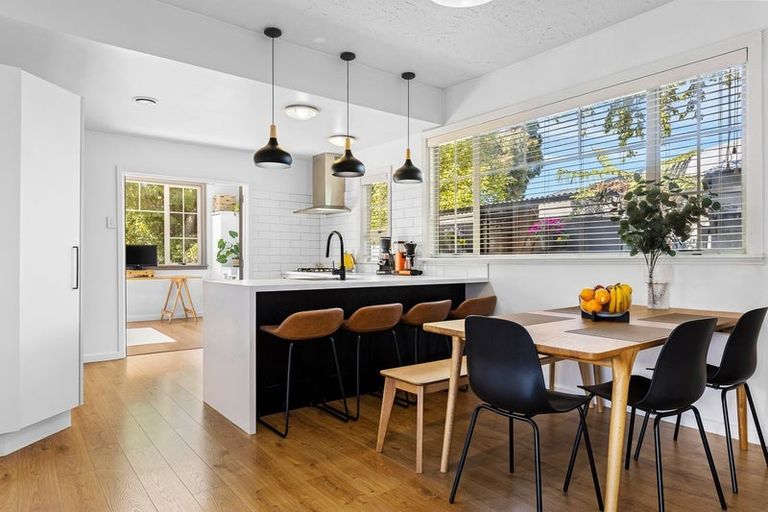 Photo of property in 136 Neville Street, Spreydon, Christchurch, 8024
