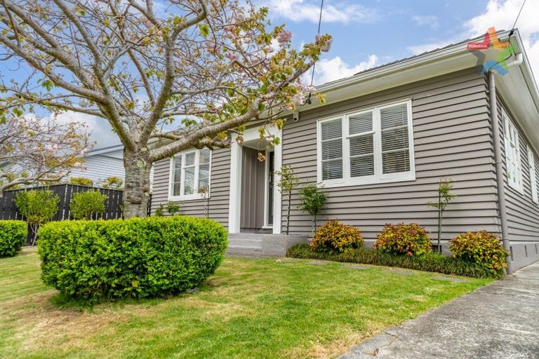 Photo of property in 21 Kingston Street, Boulcott, Lower Hutt, 5011