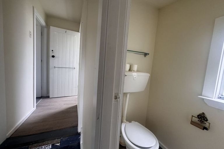 Photo of property in 134 Holly Road, St Albans, Christchurch, 8014