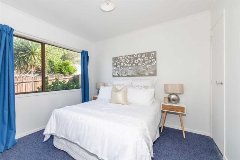 Photo of property in 1/71 Anich Road, Massey, Auckland, 0614