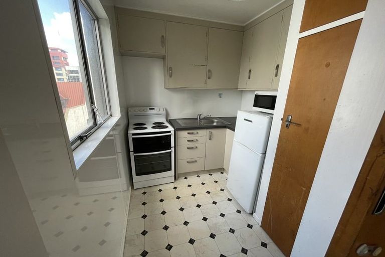 Photo of property in Adelphi Apartments, 183 The Terrace, Wellington Central, Wellington, 6011