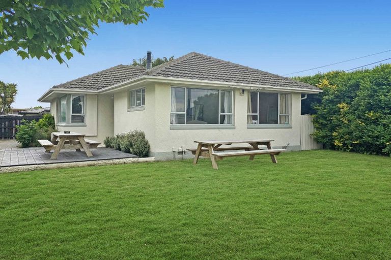 Photo of property in 84 Gilberthorpes Road, Hei Hei, Christchurch, 8042