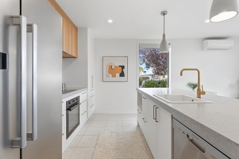 Photo of property in 1a Dey Street, Mosgiel, 9024