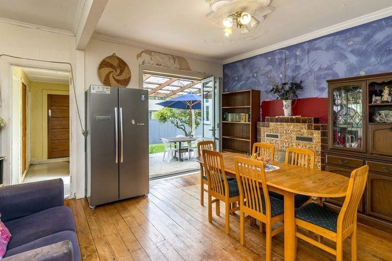 Photo of property in 27 Salisbury Street, Levin, 5510