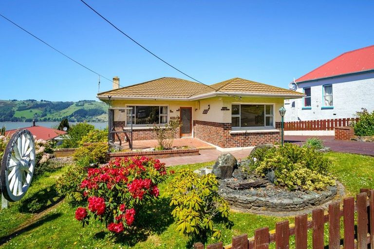 Photo of property in 12 Kowhai Street, Ravensbourne, Dunedin, 9022