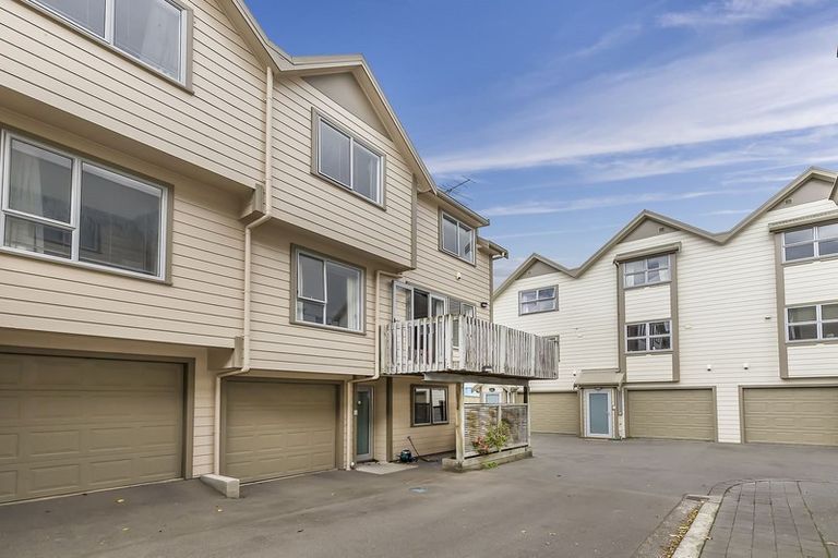 Photo of property in 7/60 Owen Street, Newtown, Wellington, 6021