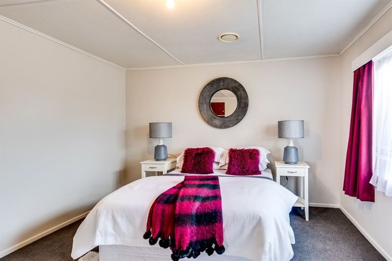 Photo of property in 404 Lumsden Road, Akina, Hastings, 4122