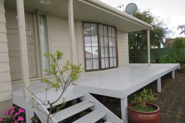Photo of property in 15 Beihlers Road, Weymouth, Auckland, 2103