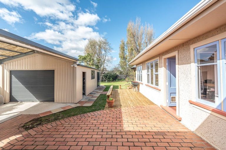 Photo of property in 30 Moore Avenue, Tawhero, Whanganui, 4501