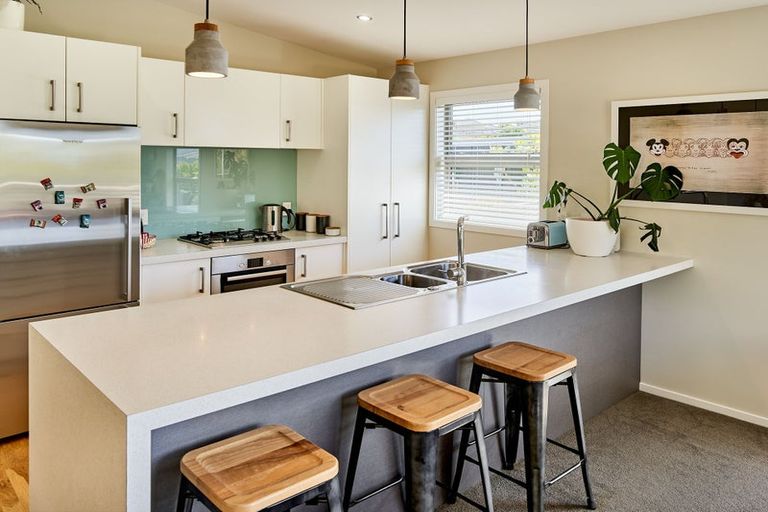 Photo of property in 147 Navigation Drive, Whitby, Porirua, 5024