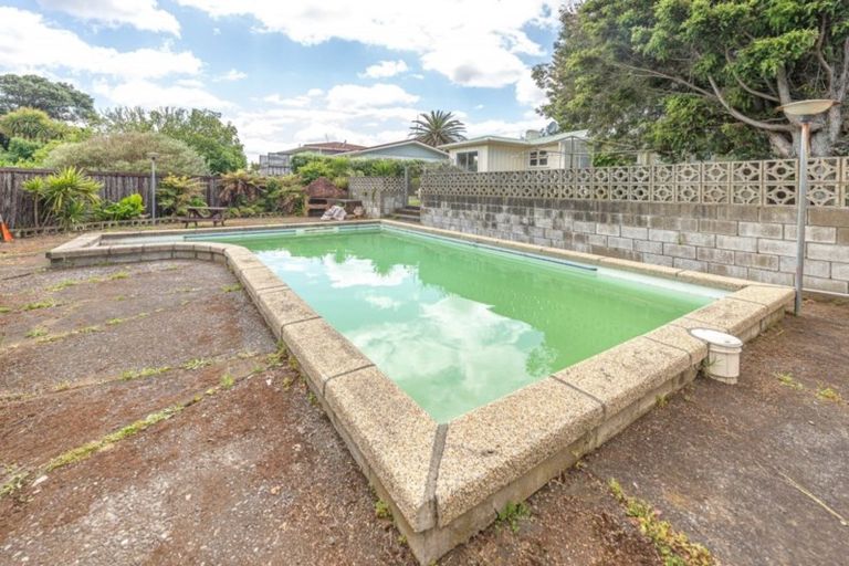Photo of property in 43 Manuka Street, Castlecliff, Whanganui, 4501