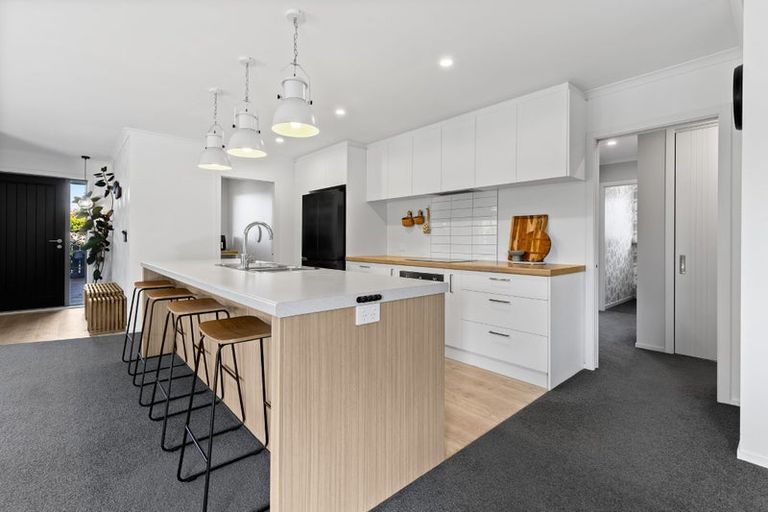 Photo of property in 102 Ledbury Drive, Rolleston, 7615