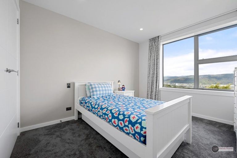 Photo of property in 6 Winifred Way, Belmont, Lower Hutt, 5010