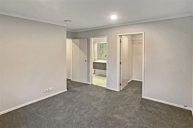 Photo of property in 11 Herbert Oldham Road, Pokeno, 2402