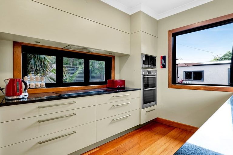 Photo of property in 138 Ngamotu Road, Spotswood, New Plymouth, 4310