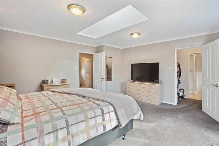 Photo of property in 5 Hoya Court, Henderson, Auckland, 0610