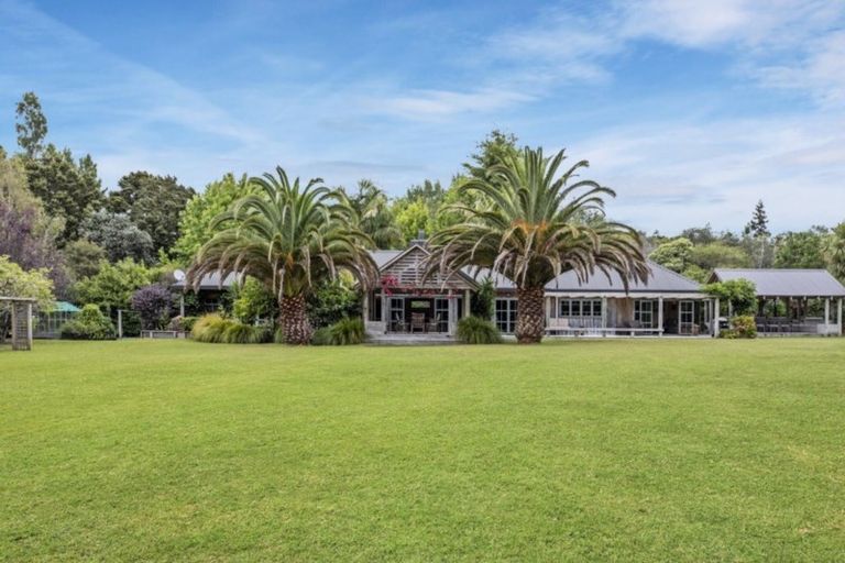Photo of property in 28 Kaipara Flats Road, Dome Forest, Warkworth, 0981
