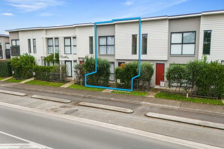 Photo of property in 4/38 Brigham Creek Road, Whenuapai, Auckland, 0618