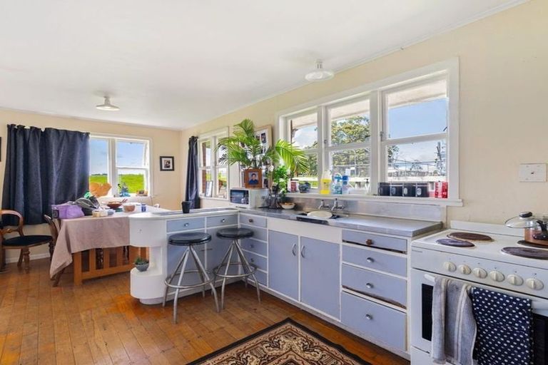 Photo of property in 13 Settlement Road, Kawakawa, 0210