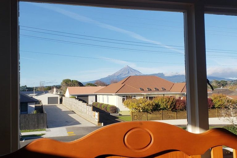 Photo of property in 9/1 Wilton Street, Westown, New Plymouth, 4310