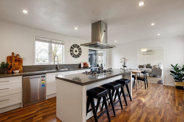 Photo of property in 1/193 Racecourse Road, Cambridge, 3493