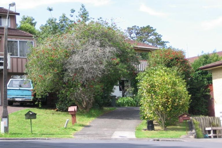 Photo of property in 1/7 Morlie Place, Torbay, Auckland, 0630