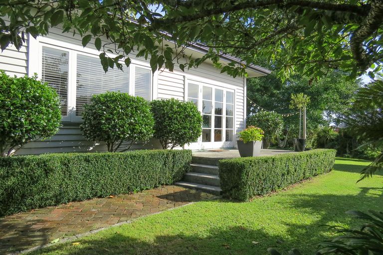 Photo of property in 1/2 Fraser Street, Te Awamutu, 3800
